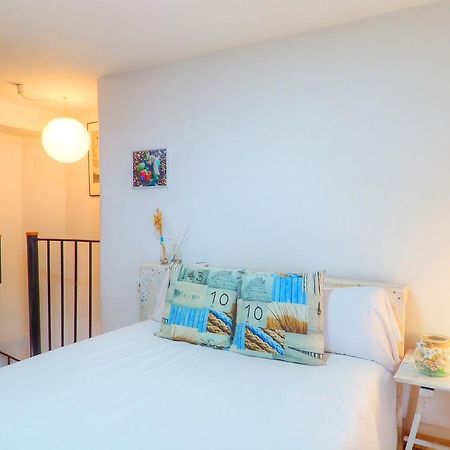 Calafat Apartment By Hello Apartments ซีเจส ภายนอก รูปภาพ