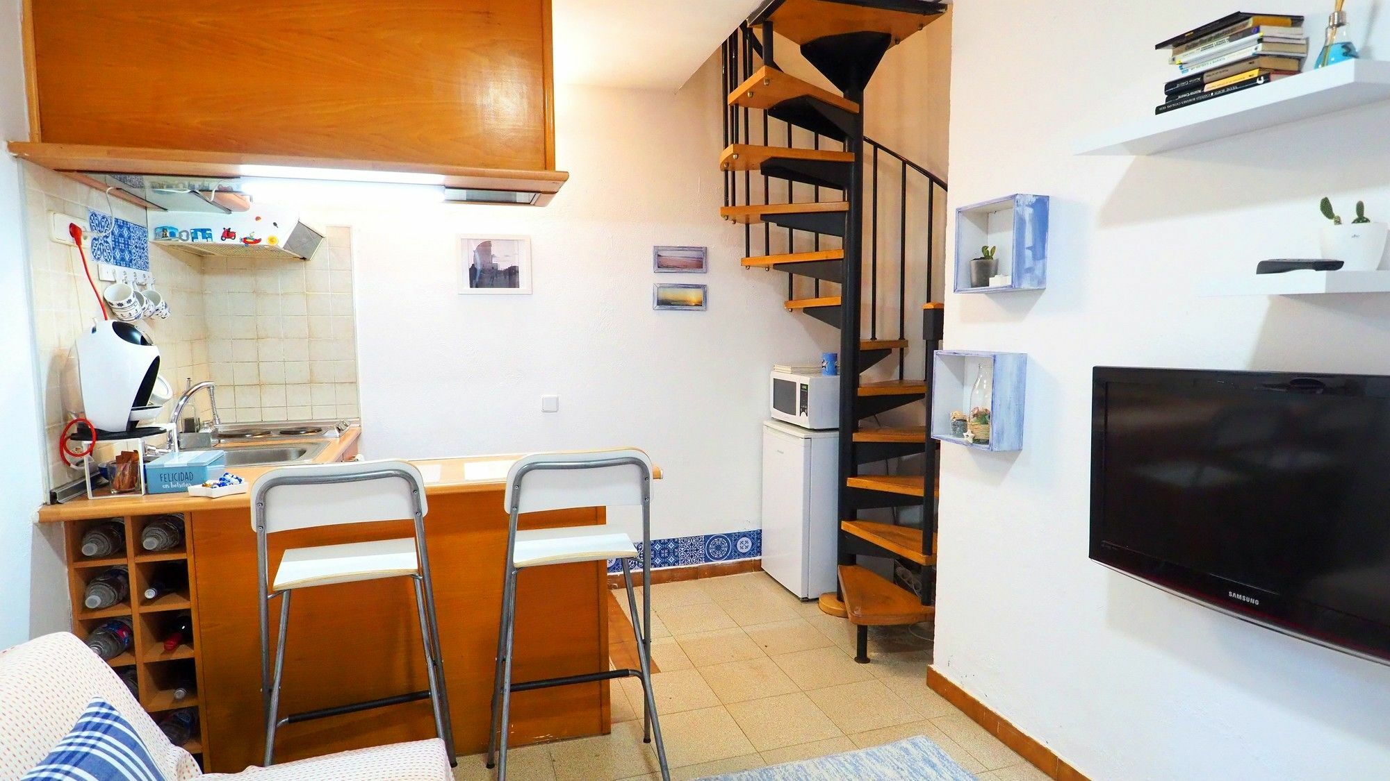 Calafat Apartment By Hello Apartments ซีเจส ภายนอก รูปภาพ