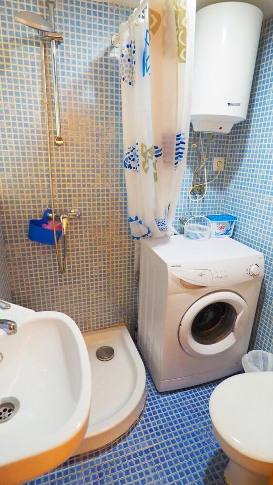 Calafat Apartment By Hello Apartments ซีเจส ภายนอก รูปภาพ